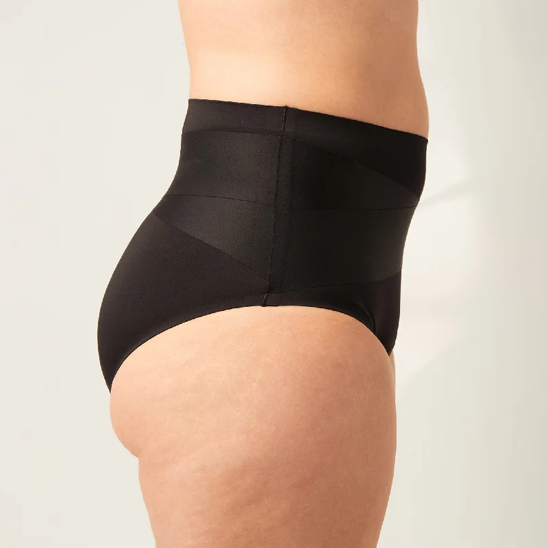 high - cut women briefs for a leg - lengthening effectPostpartum Control Brief Moderate-Heavy Black