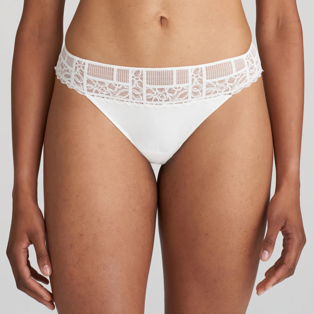 seamless anti - chafing women thongs for friction - free movementMarie Jo Jadei Thong in Natural