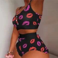 satin women lingerie for a luxurious feelBlack lips Women's Pajama Set